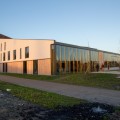 La Fondation des apprentis d'Auteuil, centre d'apprentissage spécalisé dans l'éco-construction, a ouvert ses portes à Loos-en-Gohelle en 2013